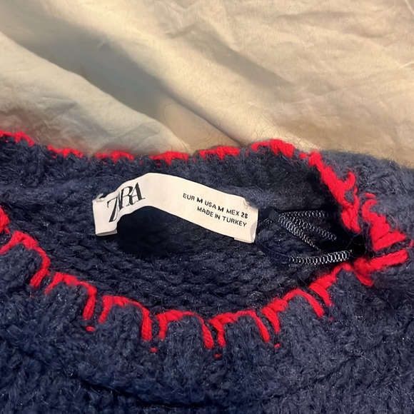 Zara Cropped Sweater - Picture 3 of 6